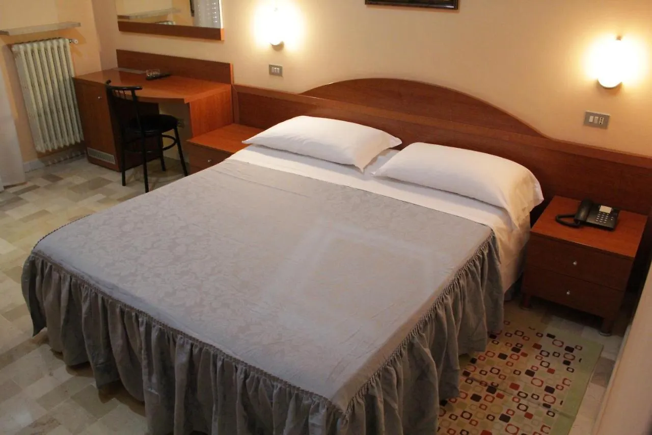 Hotel Capri Mediolan